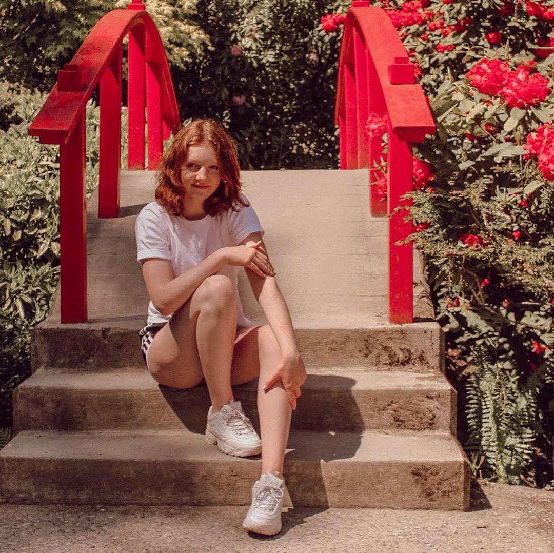 Sophie Stephenson Instagram Post Influencer Campaign