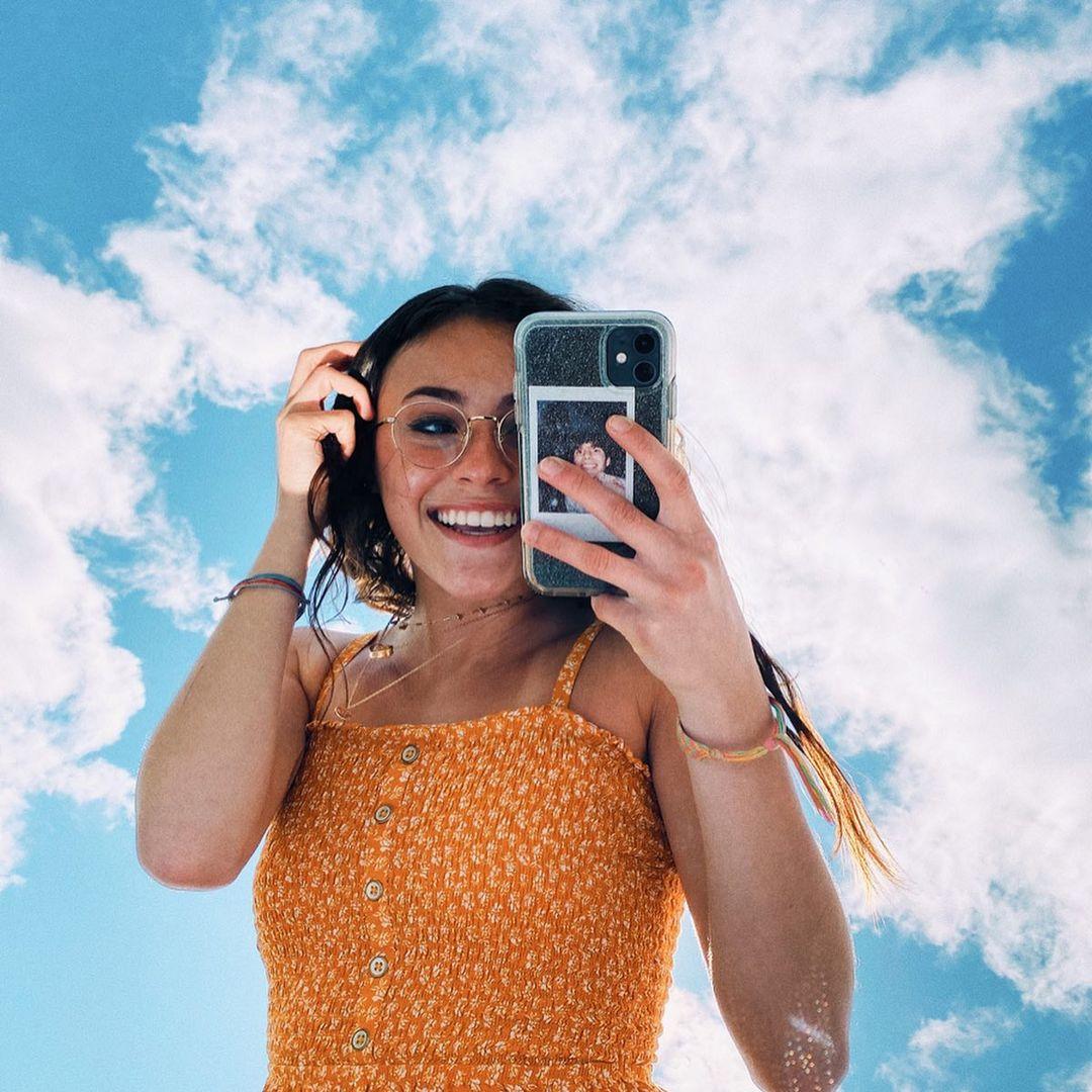 Nicole Olivieri Instagram Post Influencer Campaign