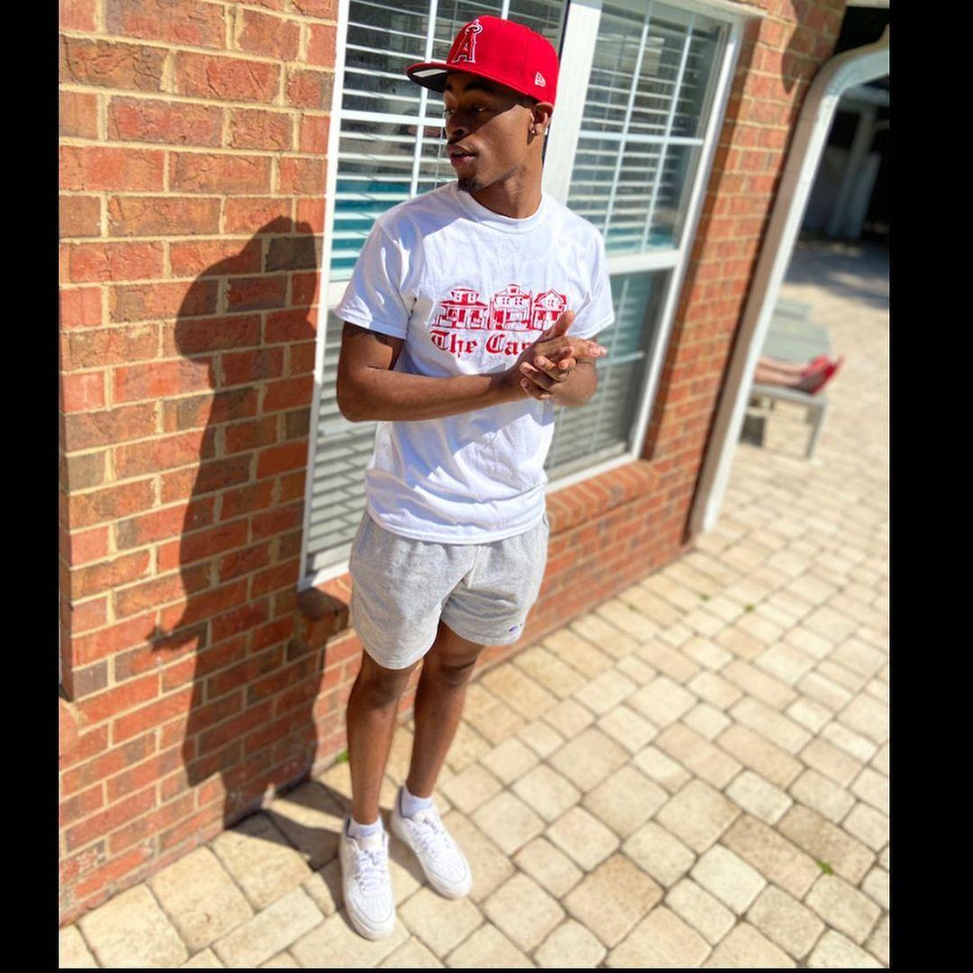 Floyd Davis Instagram Post Influencer Campaign