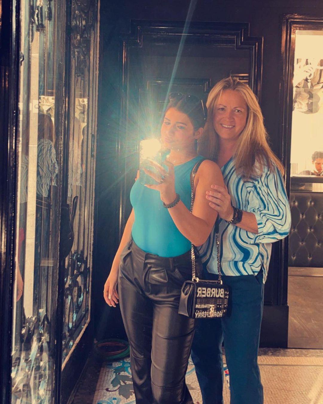 Megan DeCarlo Instagram Post Influencer Campaign