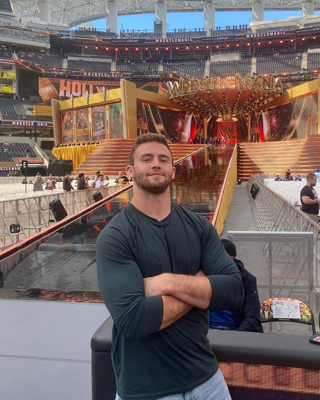 Jonah Niesenbaum Instagram Post Influencer Campaign