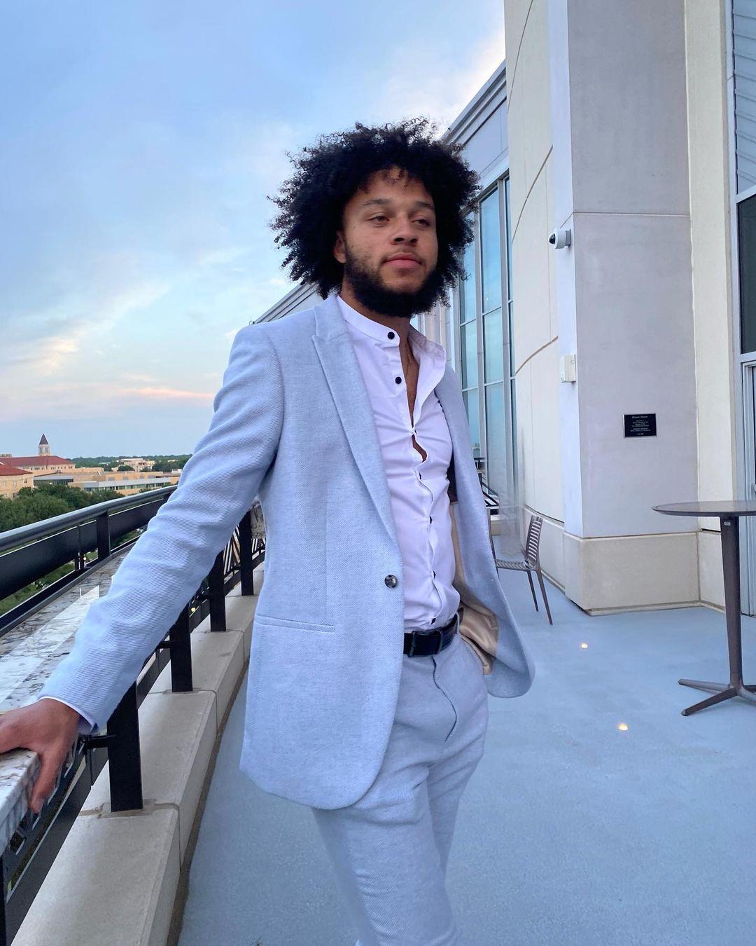 Jaren Holmes Instagram Post Influencer Campaign