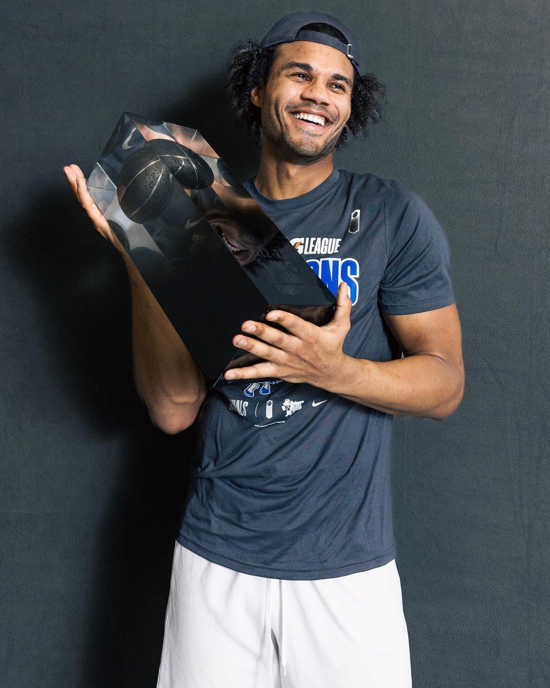 Justin Smith Instagram Post Influencer Campaign