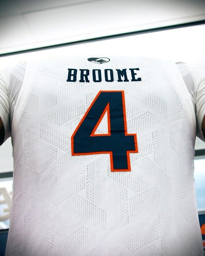 Johni Broome Instagram Post Influencer Campaign